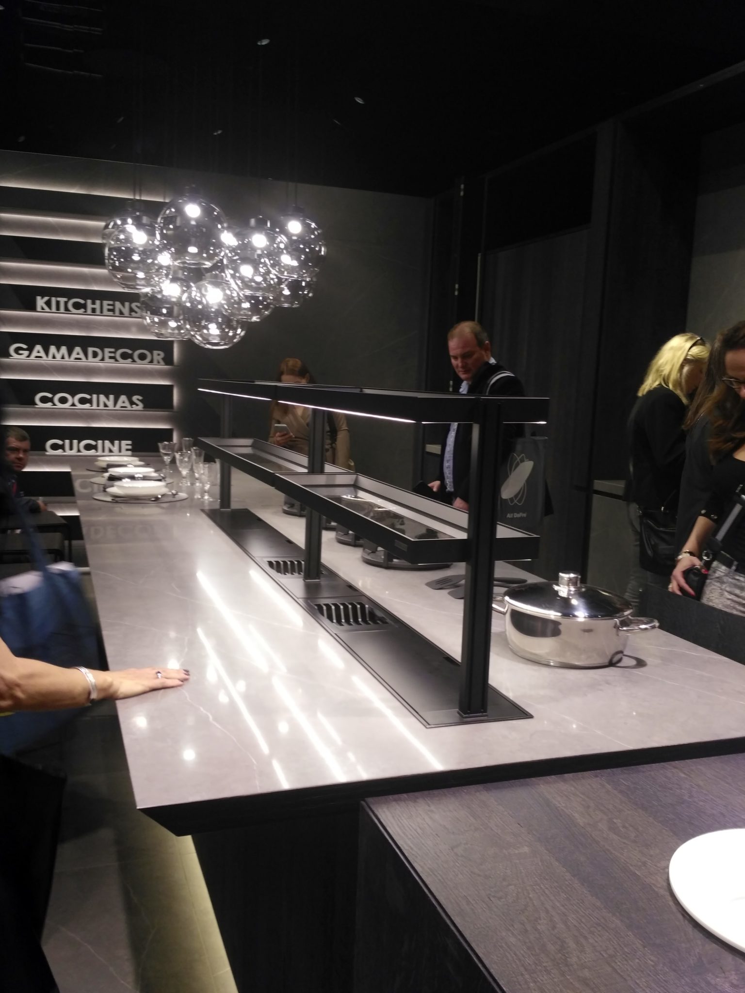 M-Studio | Meble na wymiar