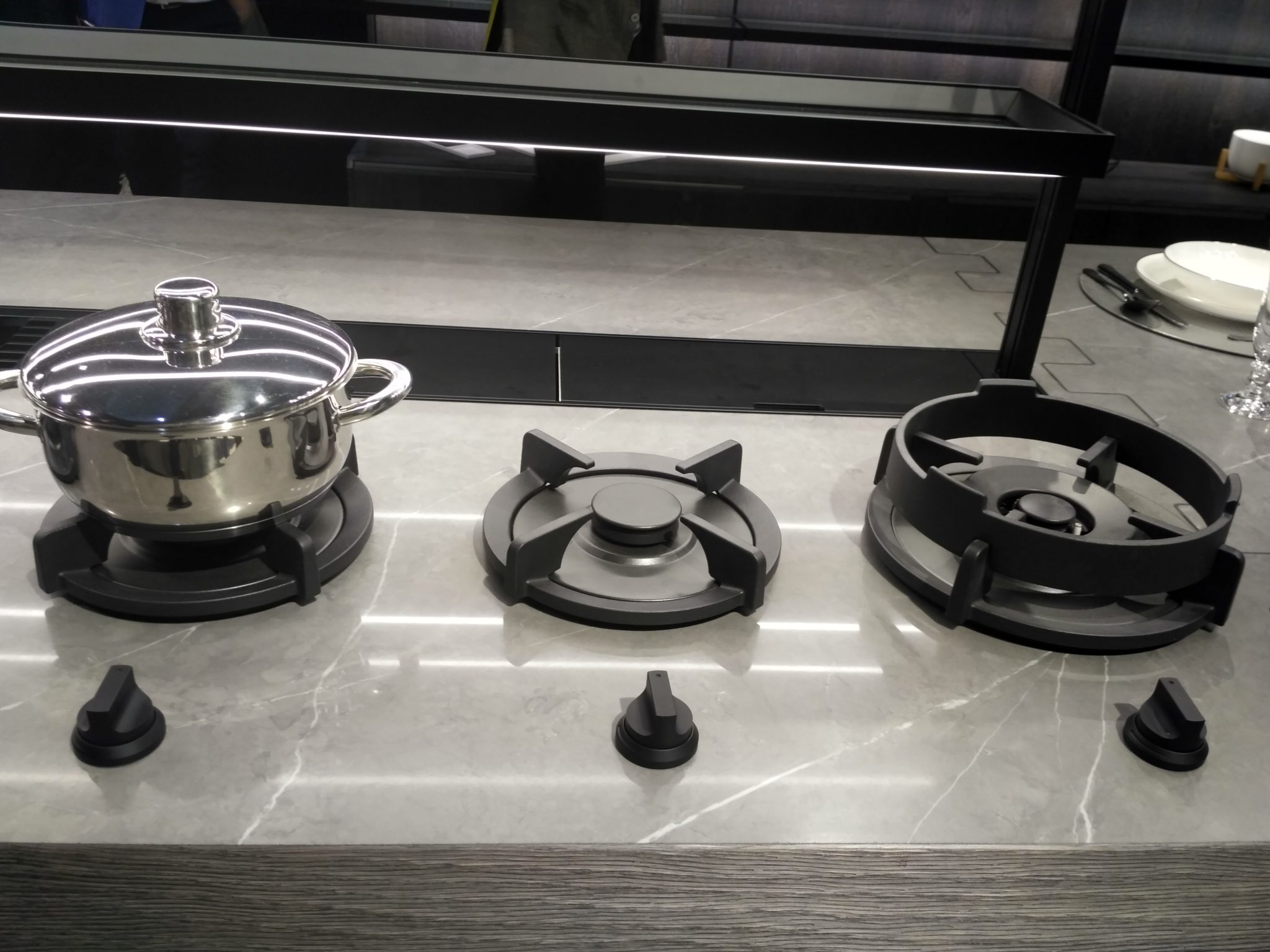 M-Studio | Meble na wymiar