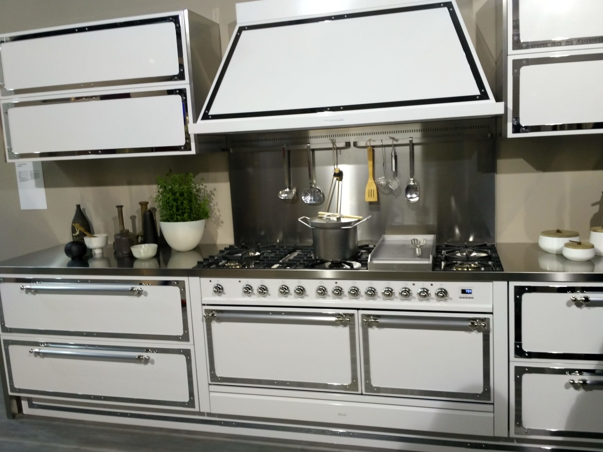 M-Studio | Meble na wymiar